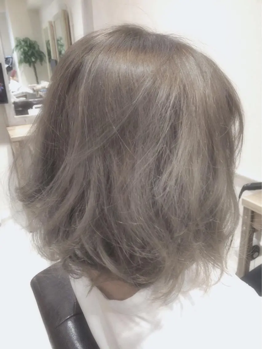 ショート ミディアム セミロング ロング カラー パーマ ヘアアレンジ アッシュ ブリーチ シルバー シルバーアッシュ 縮毛矯正/美髪 髪質改善/石田幸輔のヘアスタイル