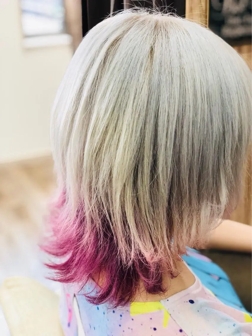 カラー ダブルカラー インナーカラー ヘアカラー トリートメント haircreate La vieのヘアスタイル