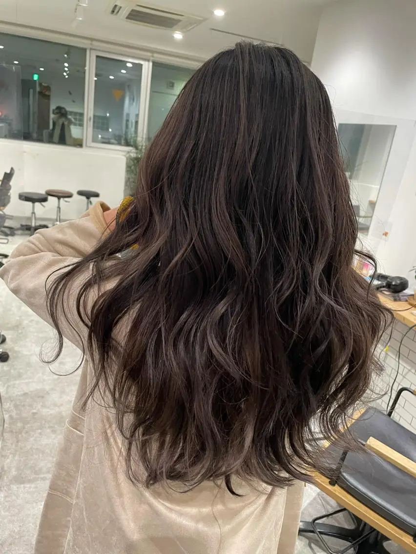 ロング カラー バレイヤージュ ベージュカラー ブリーチ ケアブリーチ ラベンダーカラー 京都美容師 塩のヘアスタイル
