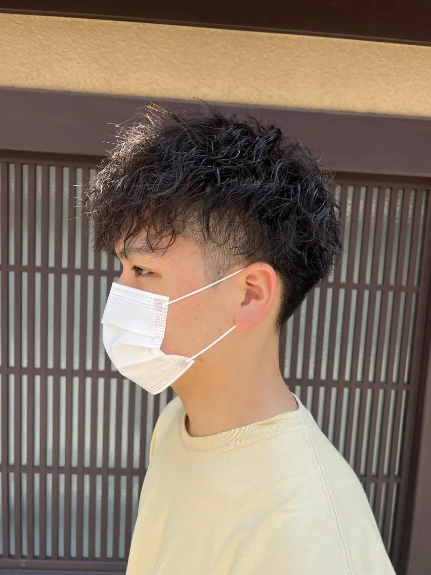 ショート 吉ヶ別符 亮祐のヘアスタイル