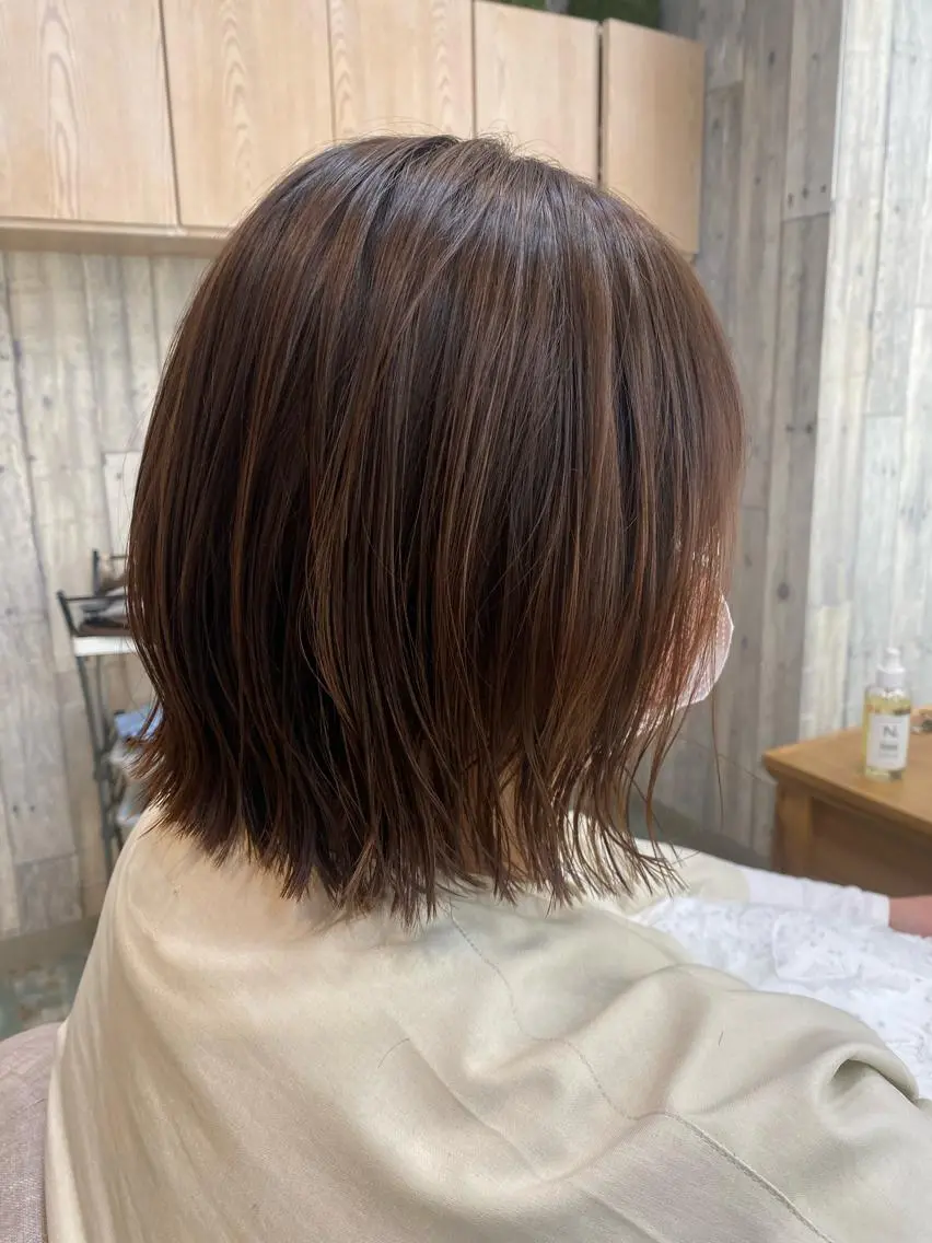 ショート カラー ベージュカラー フォギーベージュ ボブ くびれヘア ショートカット 💙hiyoriのヘアスタイル
