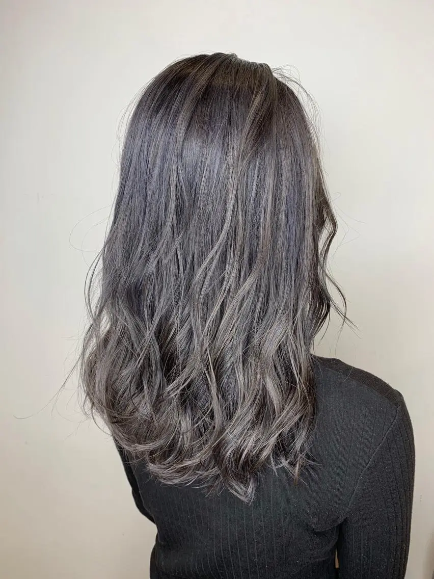 ミディアム カラー シールエクステ♦️ レイヤー♦️福田晃大のヘアスタイル