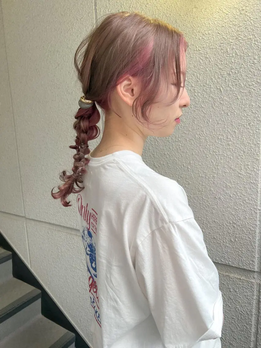 セミロング カラー ヘアアレンジ ブリーチ ヘアカラー カラーパティシエ facce🌼ikoのヘアスタイル