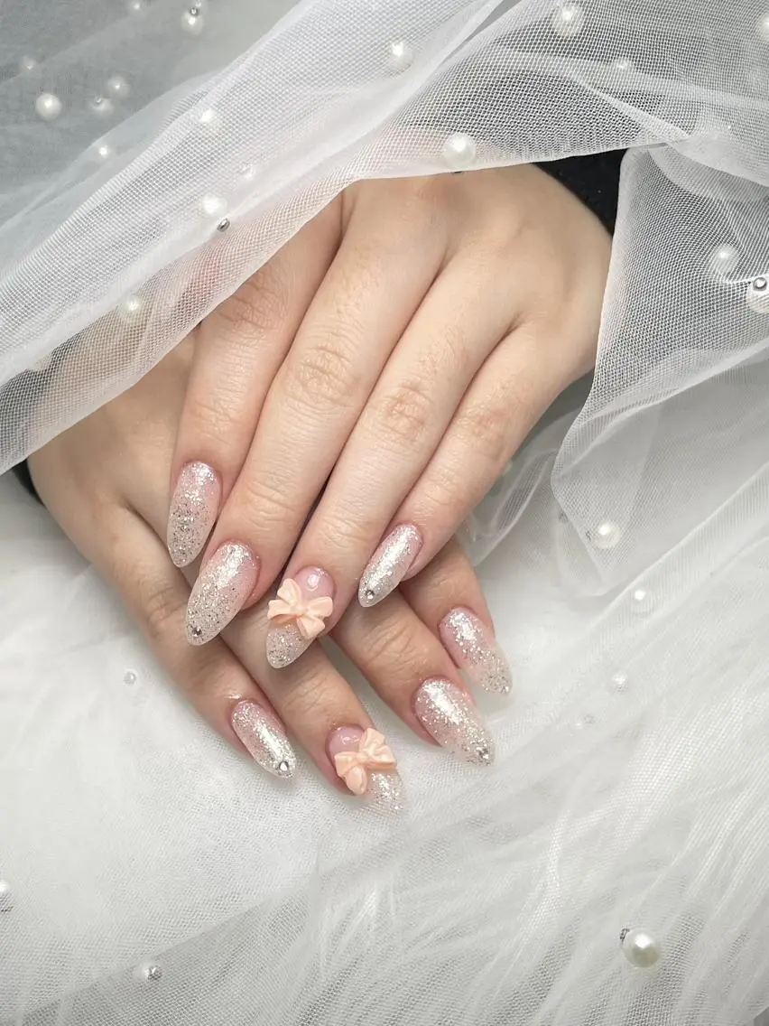 ネイル 💕リリ 🩷のネイルデザイン