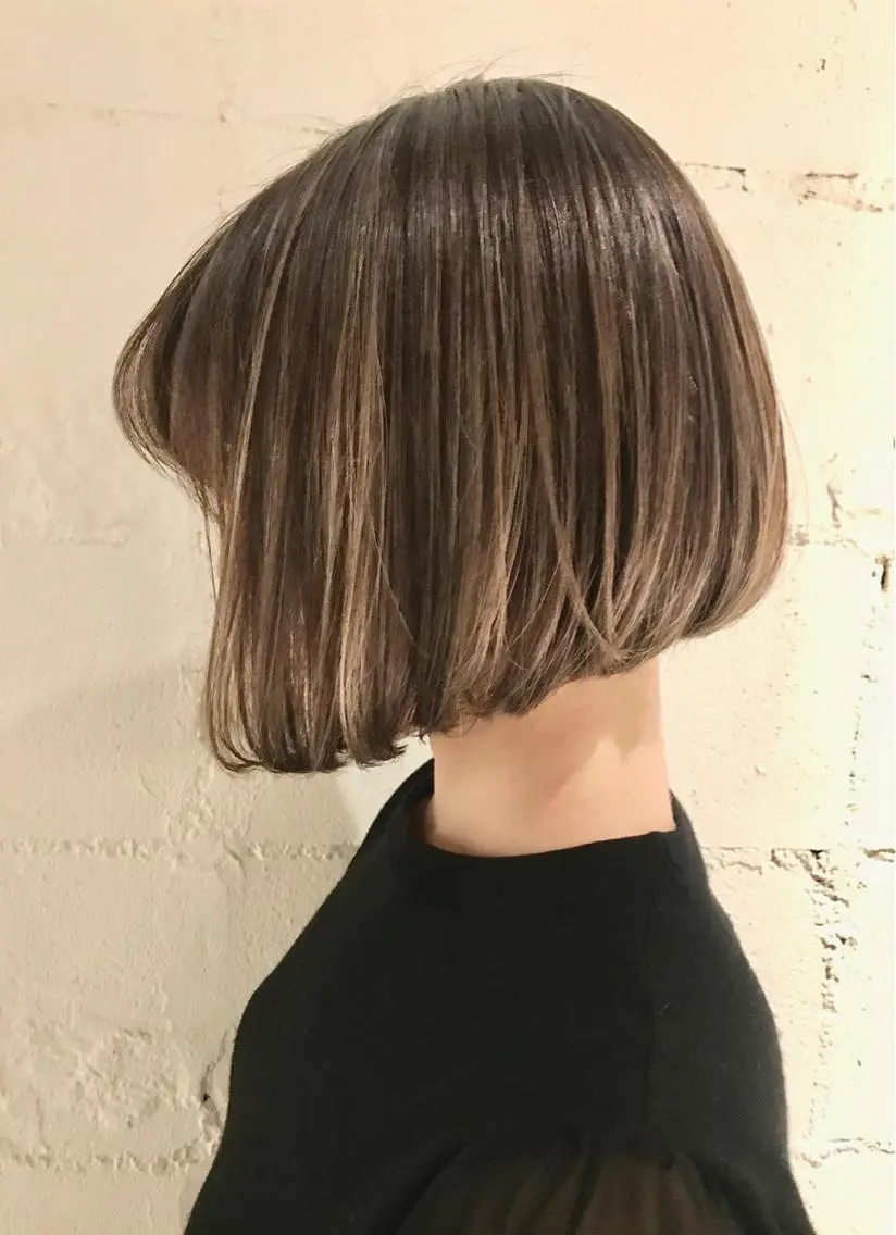 ショート カラー 聖 来のヘアスタイル