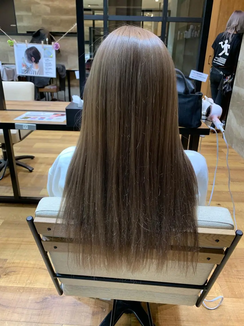 ロング カラー ヘアカラー トリートメント 天野 開のヘアスタイル