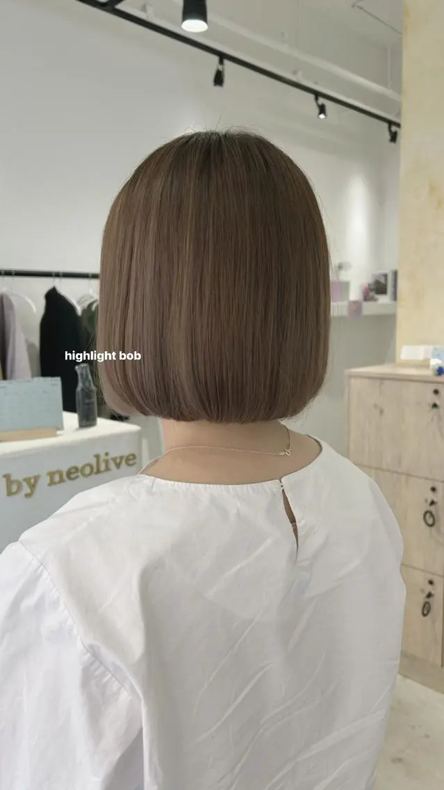 ショート カラー ヘアカラー トリートメント ブリーチなしWカラー /レイヤー🎀マリノのヘアスタイル