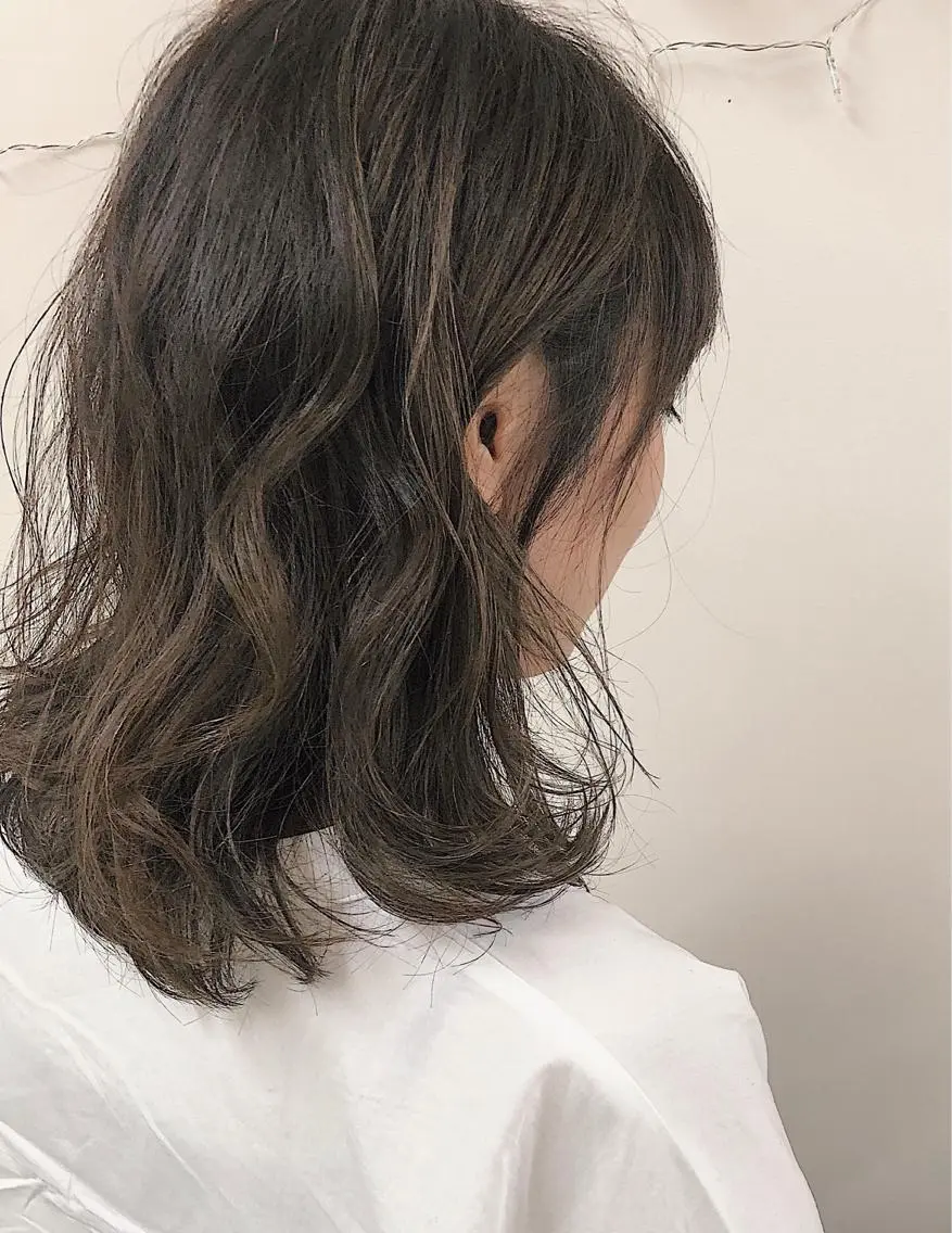ミディアム カラー タナカ タクヤのヘアスタイル