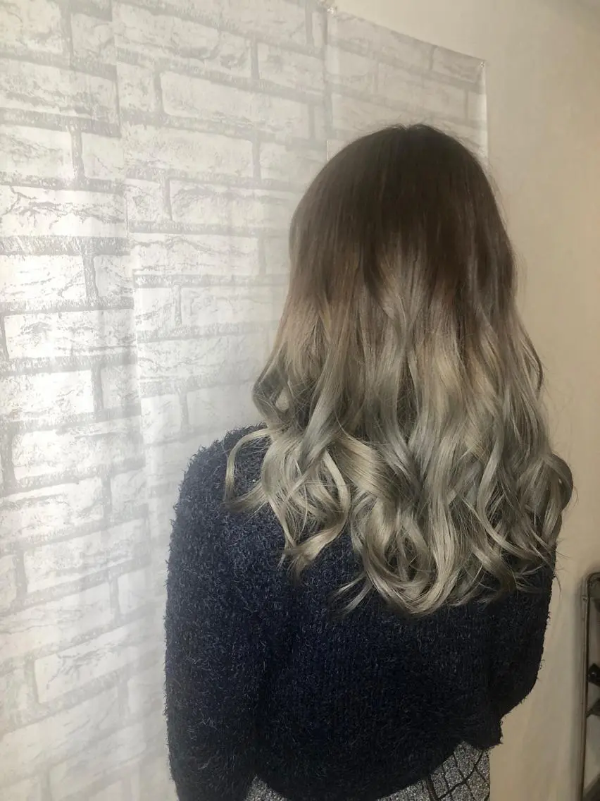 セミロング カラー 美髪・艶髪特化美容師 RYOJIのヘアスタイル