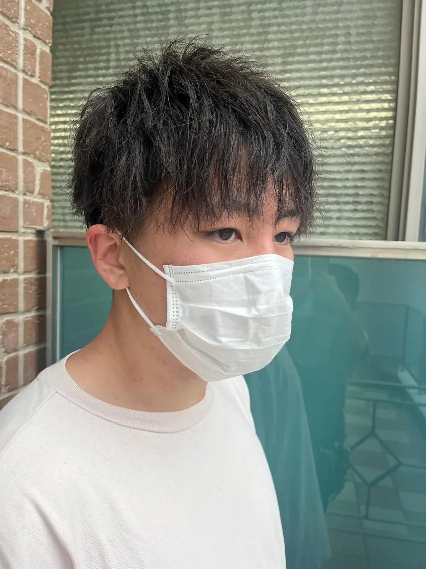 ショート パーマ メンズ メンズパーマ ケアカラー ピンクブラウン 外国人風カラー ショートヘア 久木原 ゆりのヘアスタイル