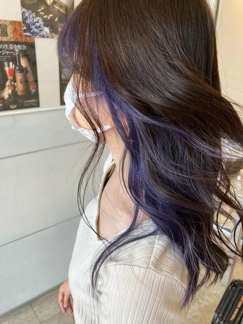 セミロング カラー インナーカラー ヘアカラー 岩崎 裕司のヘアスタイル