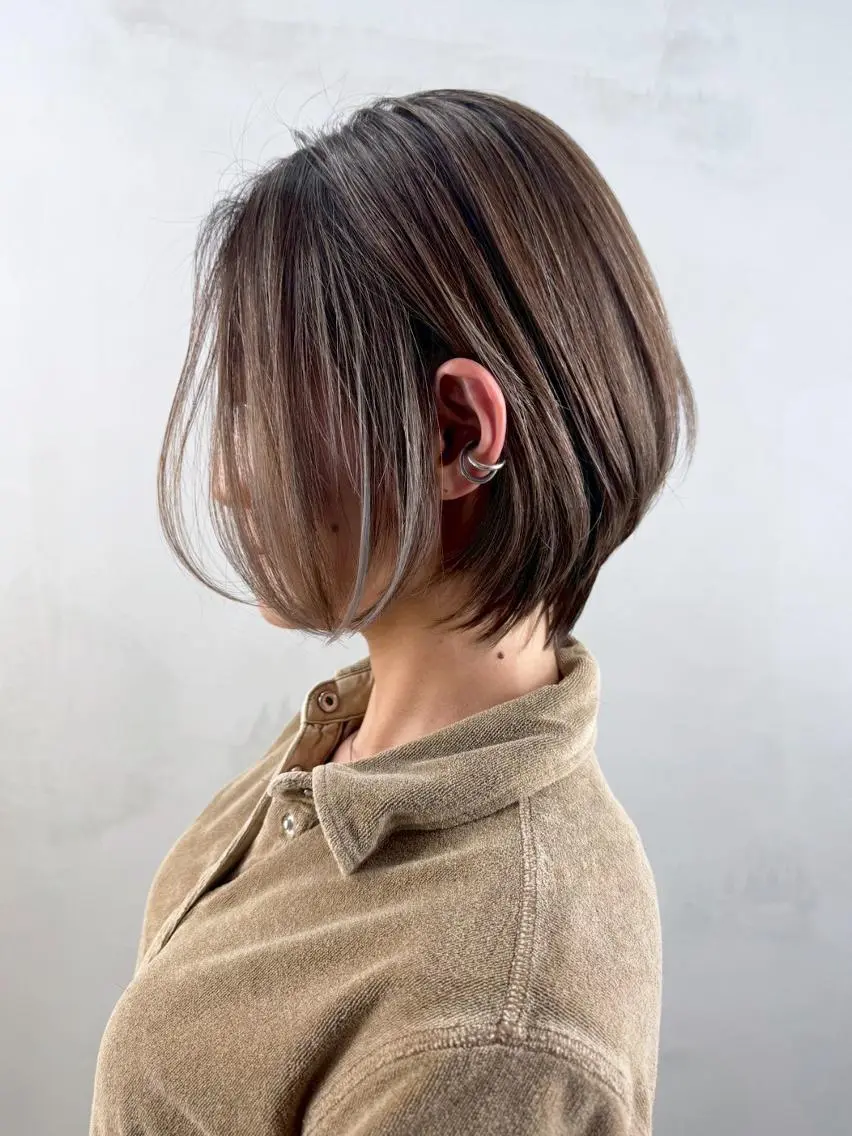 カラー ミディアム ショートボブ ボブ 韓国風ヘア おくれ毛 カット ヘアカラー トリートメント ITbyALBUM 松戸のヘアスタイル