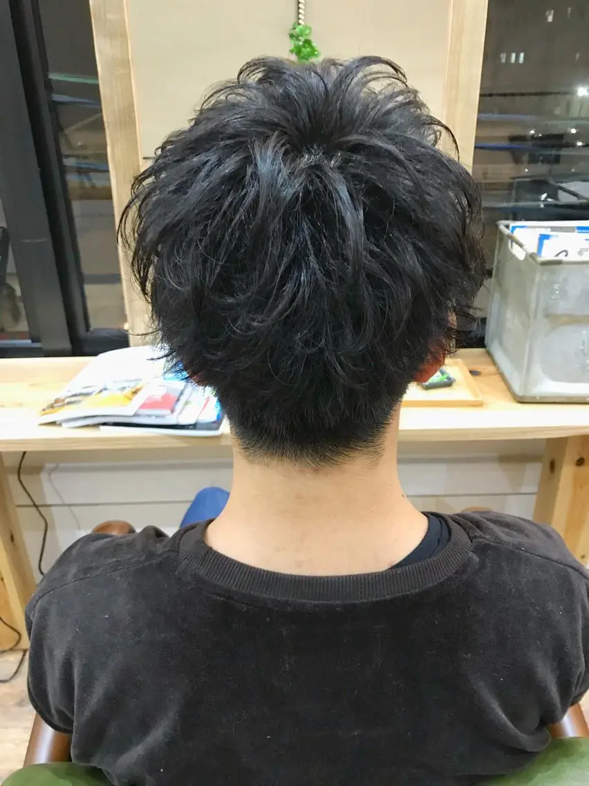 ショート パーマ メンズ マッシュ ツーブロック 中村 梨沙のマツエク・マツパデザイン
