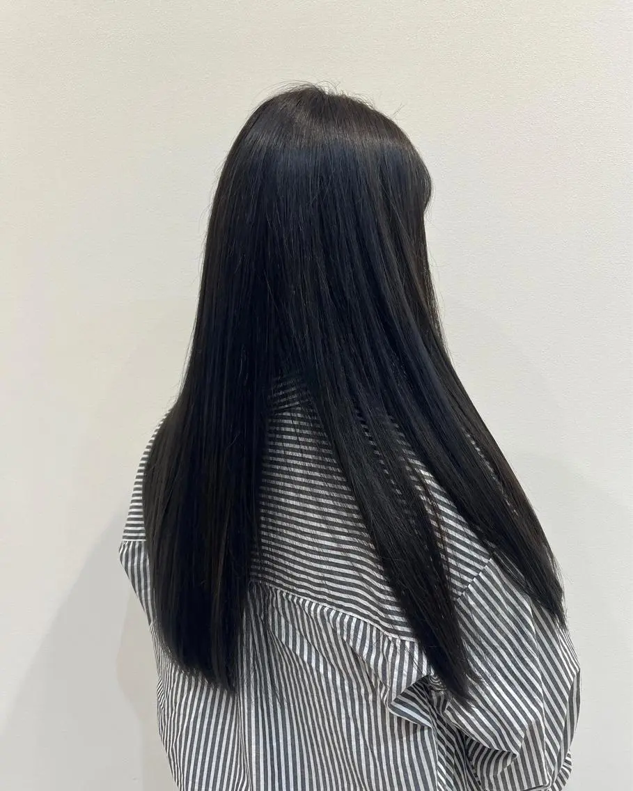 カラー 山田 真緒のヘアスタイル
