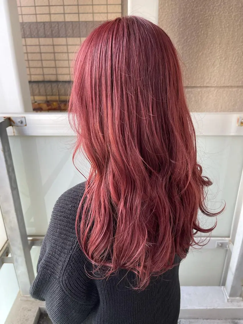 ロング カラー 岩谷/ブリーチ 🪽透明感カラーのヘアスタイル