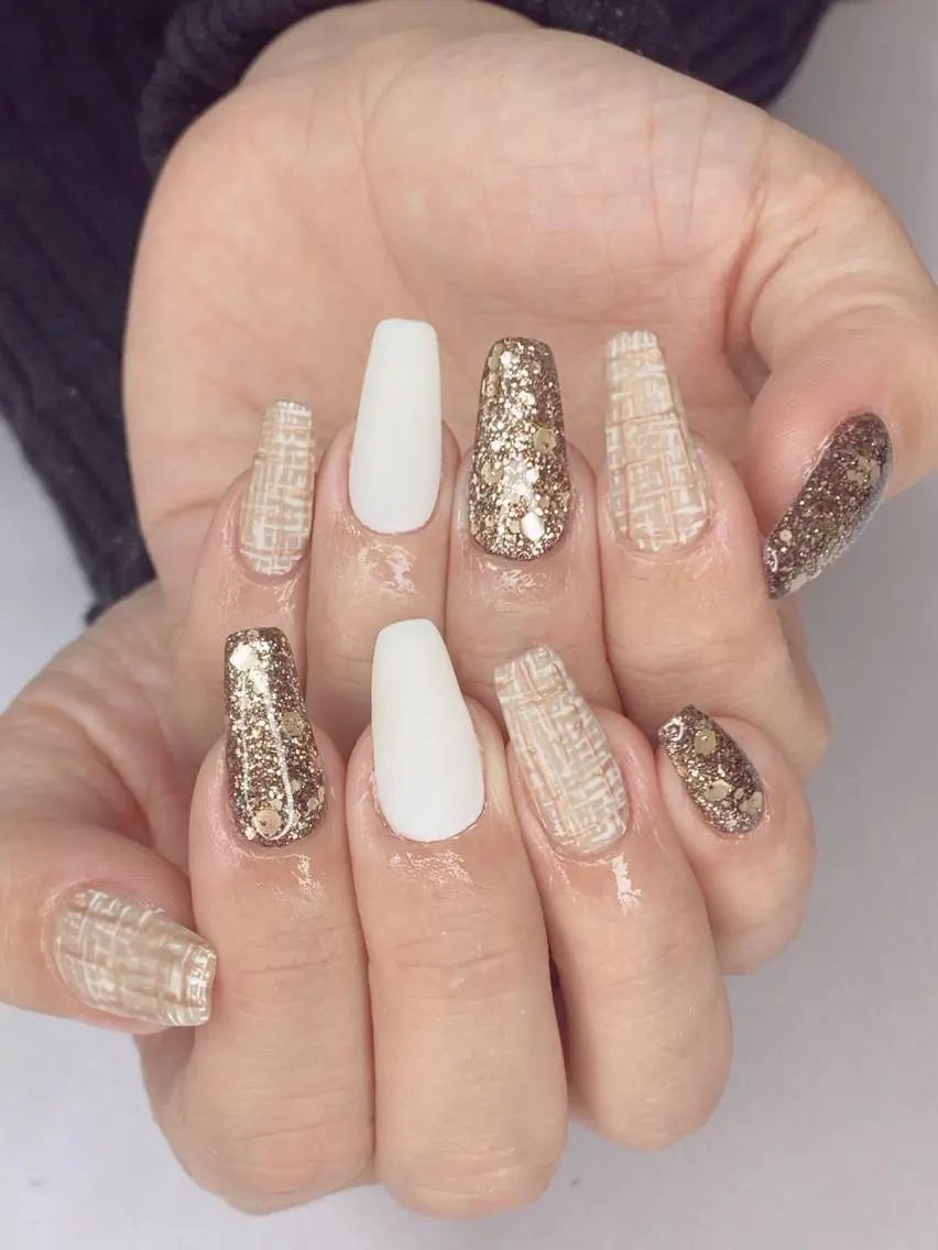 ネイル アニマル柄 アートネイル オーロラネイル 桜ネイル クリアネイル Nail Salon ertiのネイルデザイン