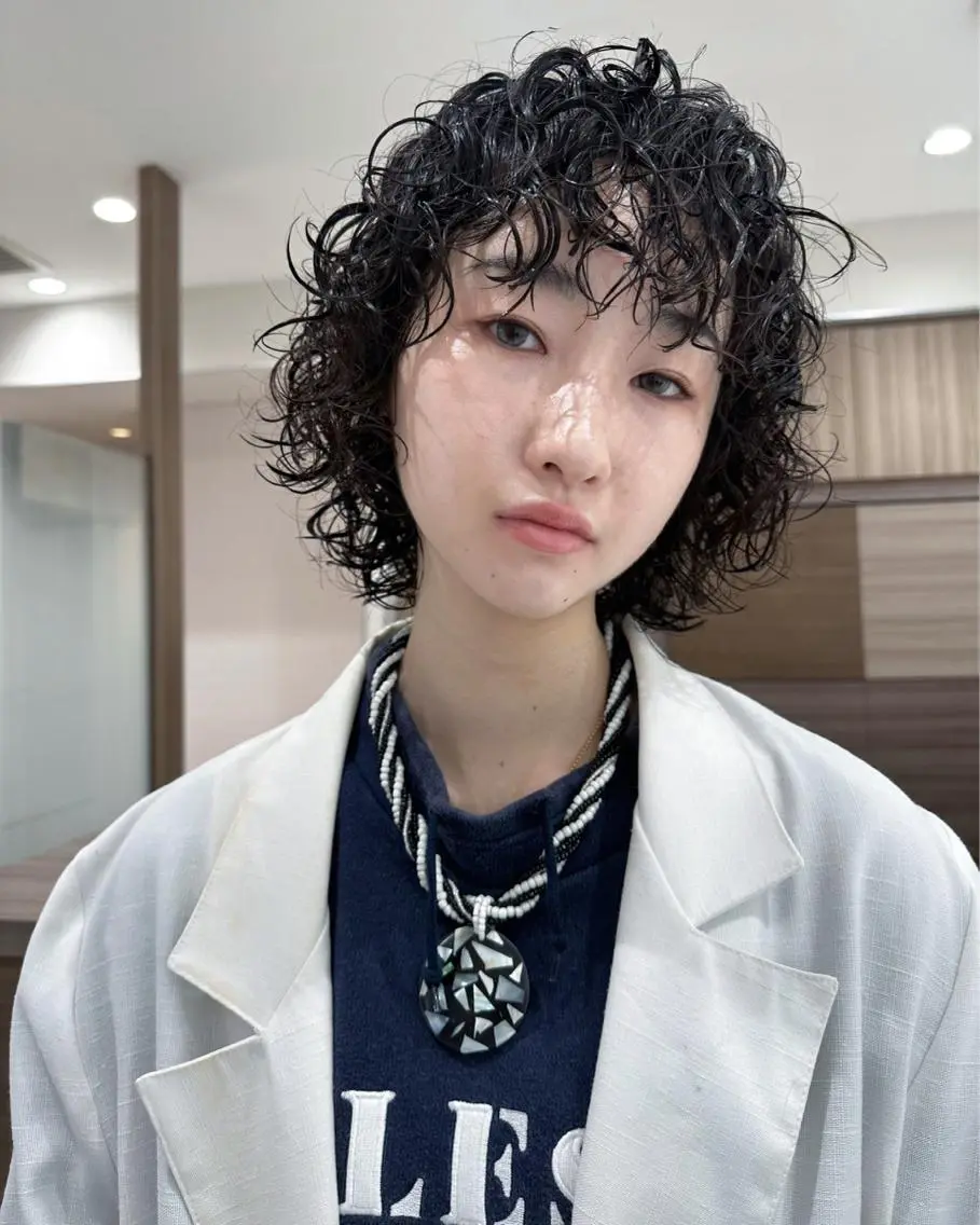 ミディアム パーマ ミディアムパーマ レイヤーカット ブリーチパーマ 🎀Rumiのヘアスタイル