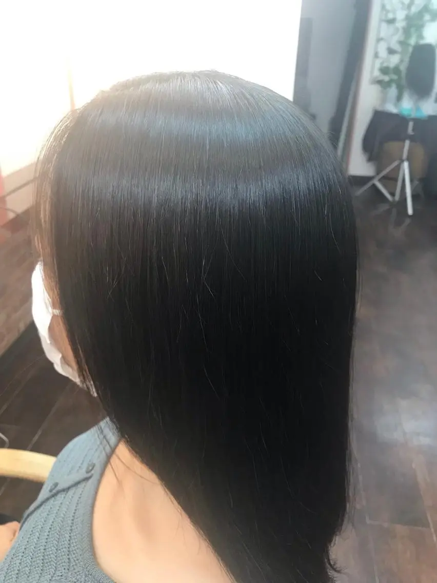 セミロング パーマ 桧山 真のヘアスタイル