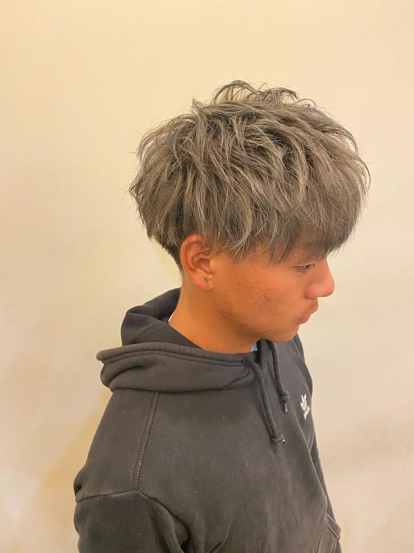 ミディアム カット ヘアカラー ★SEIGA ★のヘアスタイル