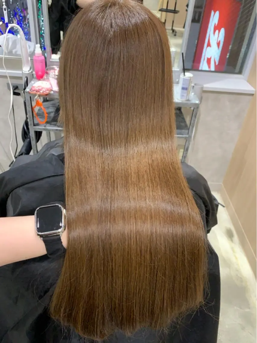 ロング カラー ヘアアレンジ カット ヘアカラー トリートメント 新宿♥ハッシュカット 暖色カラー♥Unaのヘアスタイル