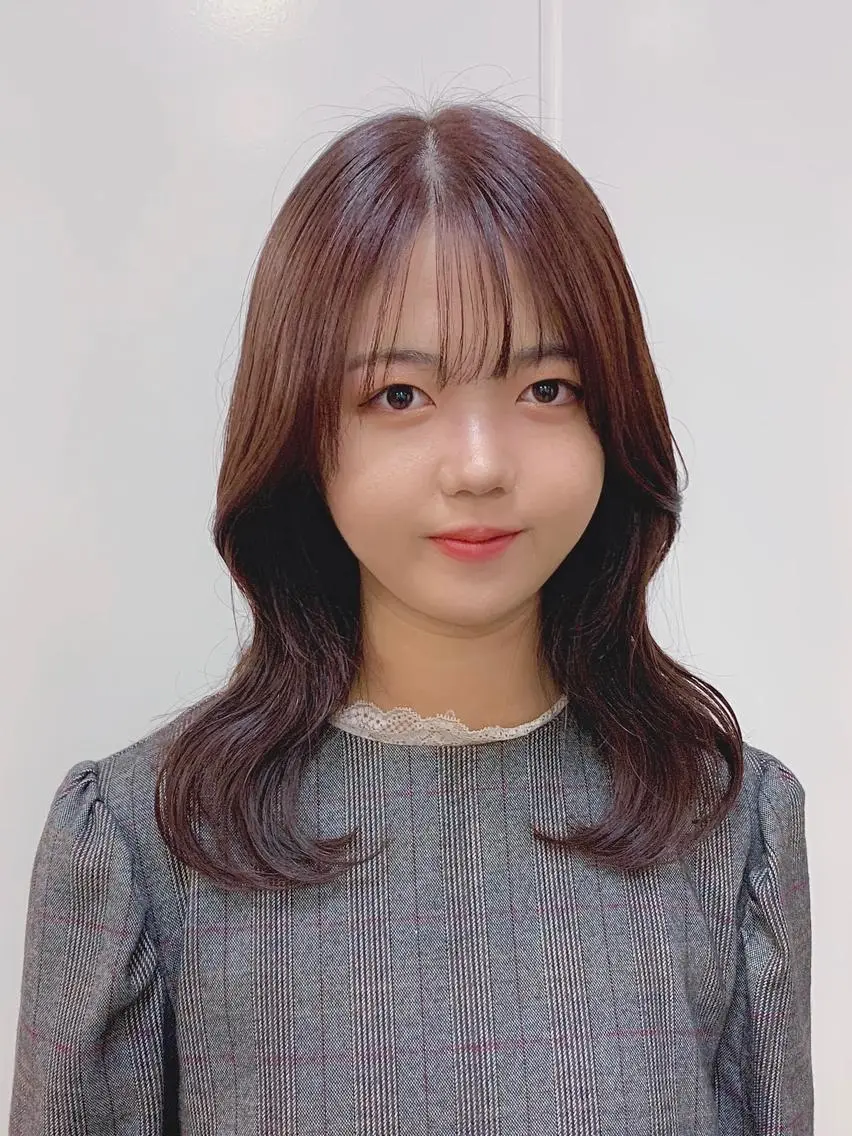 ミディアム カラー ヘアアレンジ 柔らか垢抜けｶﾗｰと ｶｯﾄ🫧ASUKAのヘアスタイル