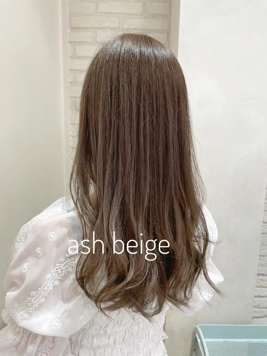 ロング カラー アッシュ ベージュカラー 大平 美沙のヘアスタイル
