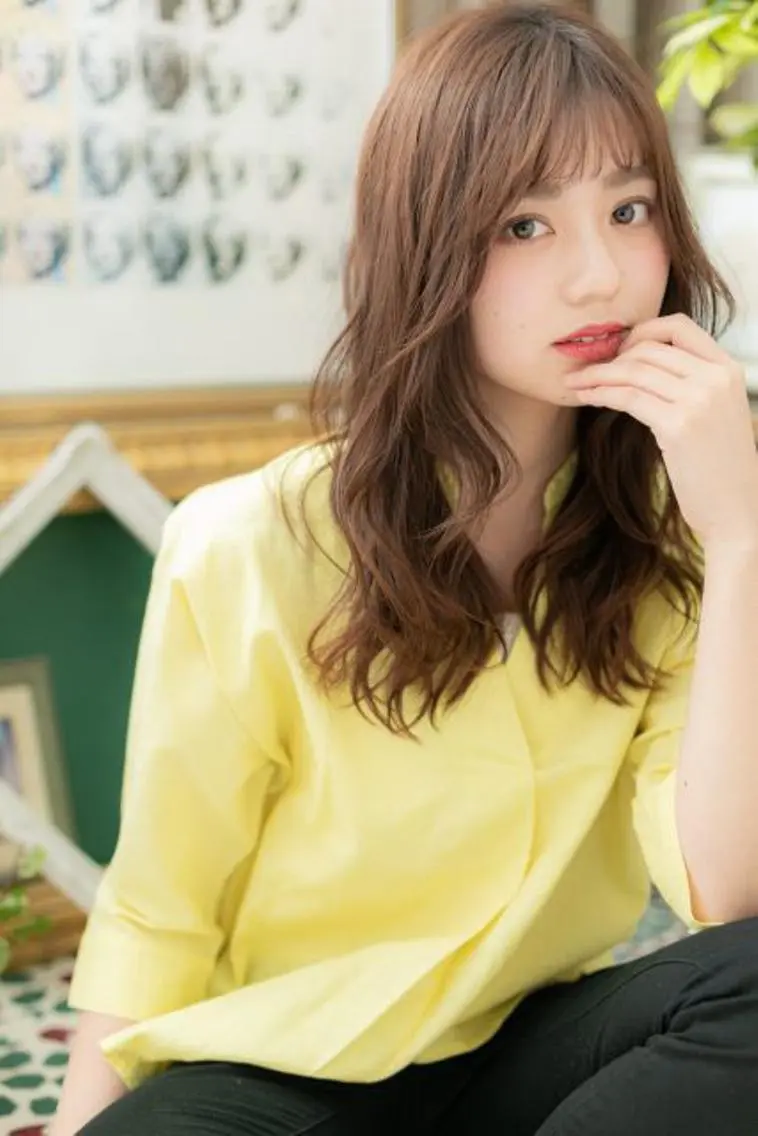 ロング カラー くびれヘア くせ毛 ロング シースルーバング トリートメント カット パーマ トリートメント ヘッドスパ 🍀鶴貝 幸哉🍀のヘアスタイル