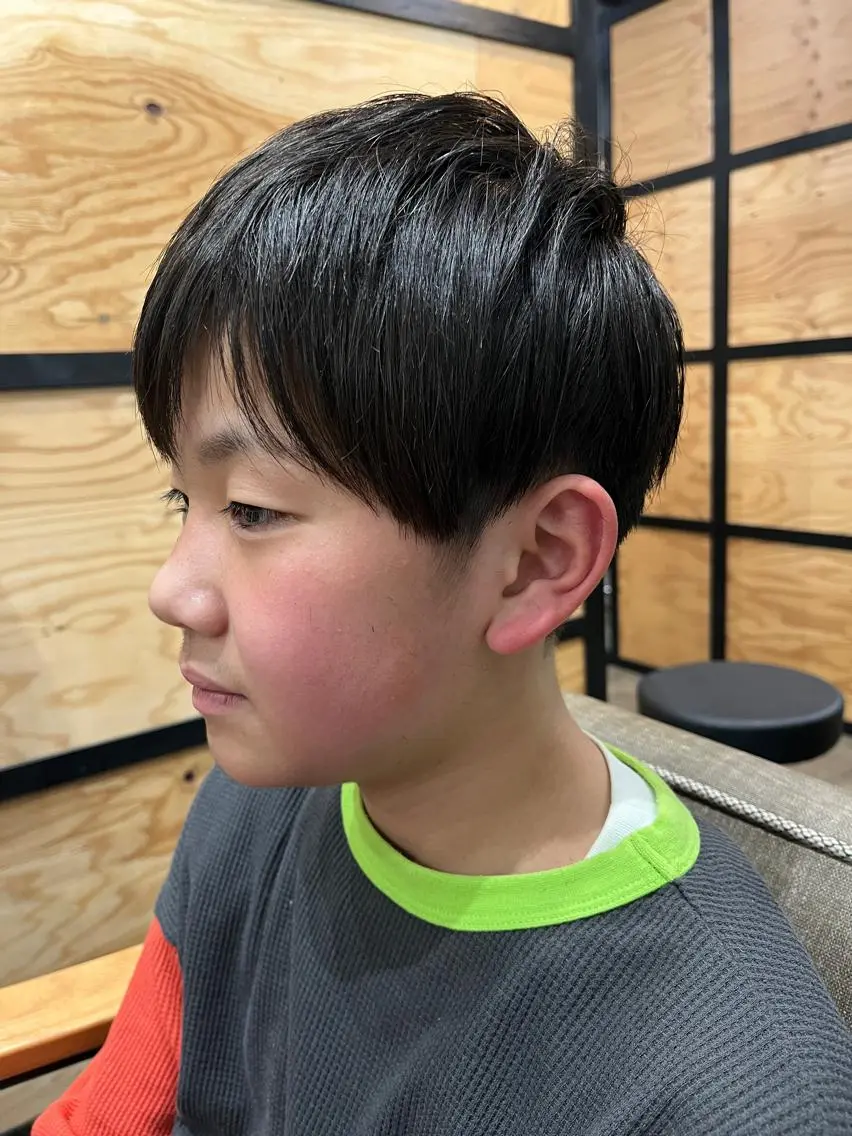 ショート カラー パーマ ヘアアレンジ メンズ キッズ ネイル マツエク・マツパ アイブロウ メンズブリーチ メンズハイライト メンズインナーカラー メンズ韓国風 ブリーチ 久木原 ゆりのヘアスタイル