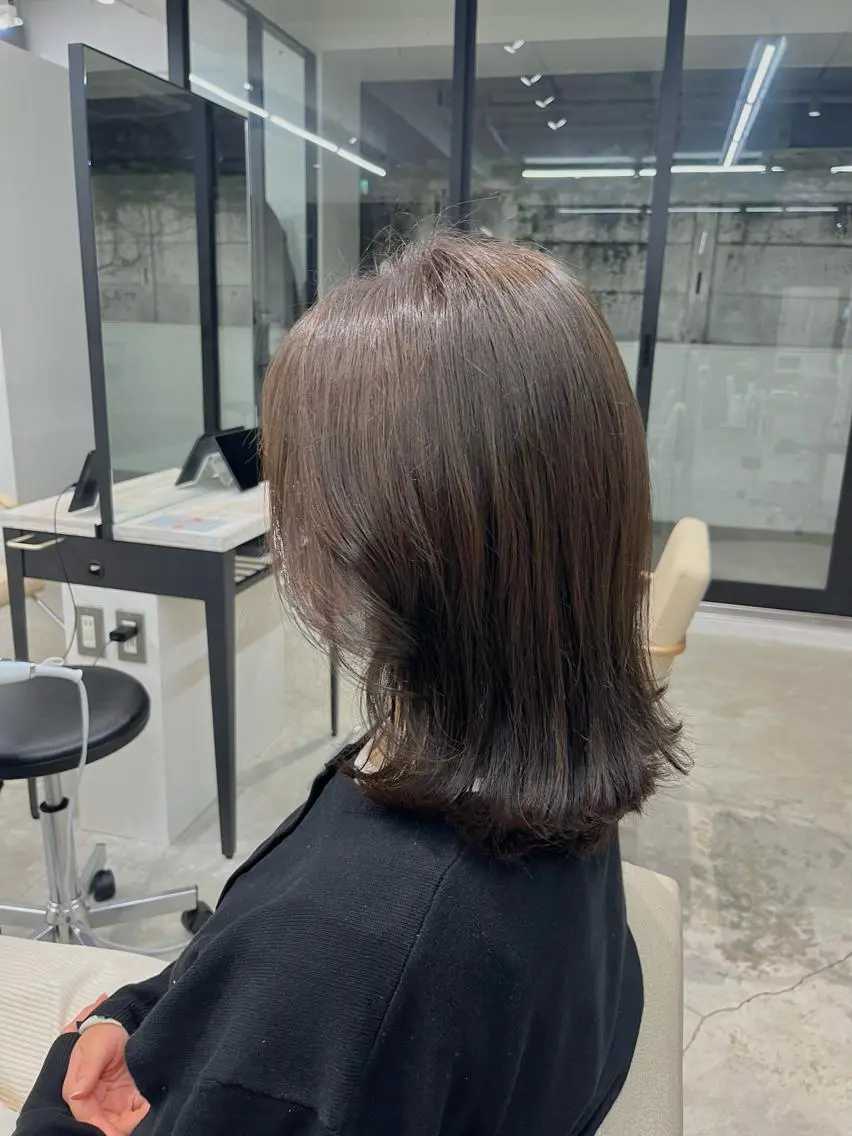 ミディアム アッシュ アッシュブラウン Ciel / RIHOのヘアスタイル