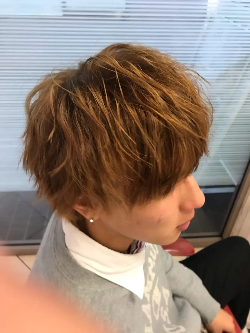 ショート メンズ マッシュ ショートヘア カット ショート／透明感 カラー加治竜汰💡のヘアスタイル