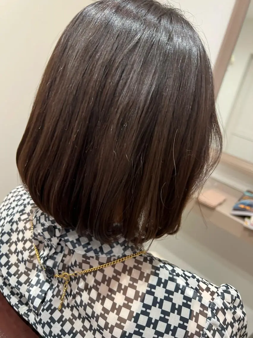 ミディアム 髪質改善 カット ヘアカラー 縮毛矯正 井上 美春のヘアスタイル