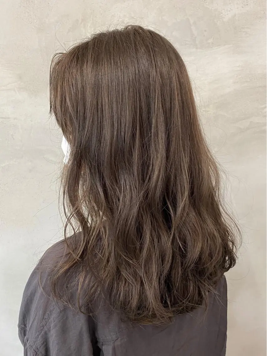 セミロング カラー ヘアカラー トリートメント 🫧透明感カラー🫧 OIKAWAのヘアスタイル