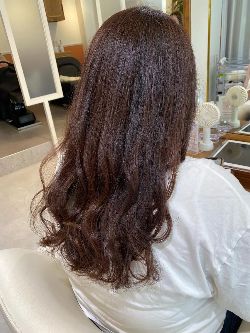 ロング カラー ヘアカラー 梛木 唯のヘアスタイル
