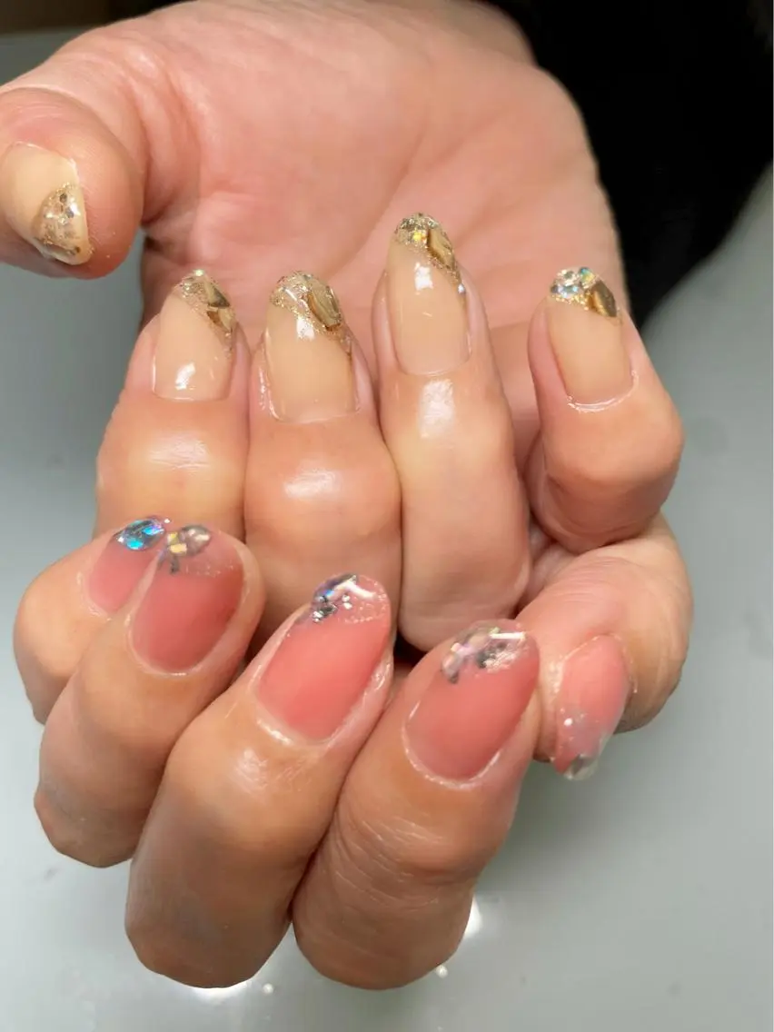 ネイル フレンチネイル ガラスフレンチ キラキラネイル oki nailのネイルデザイン