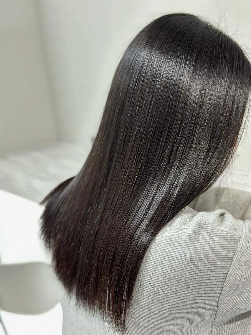 セミロング JYO 髪質改善専門家のヘアスタイル