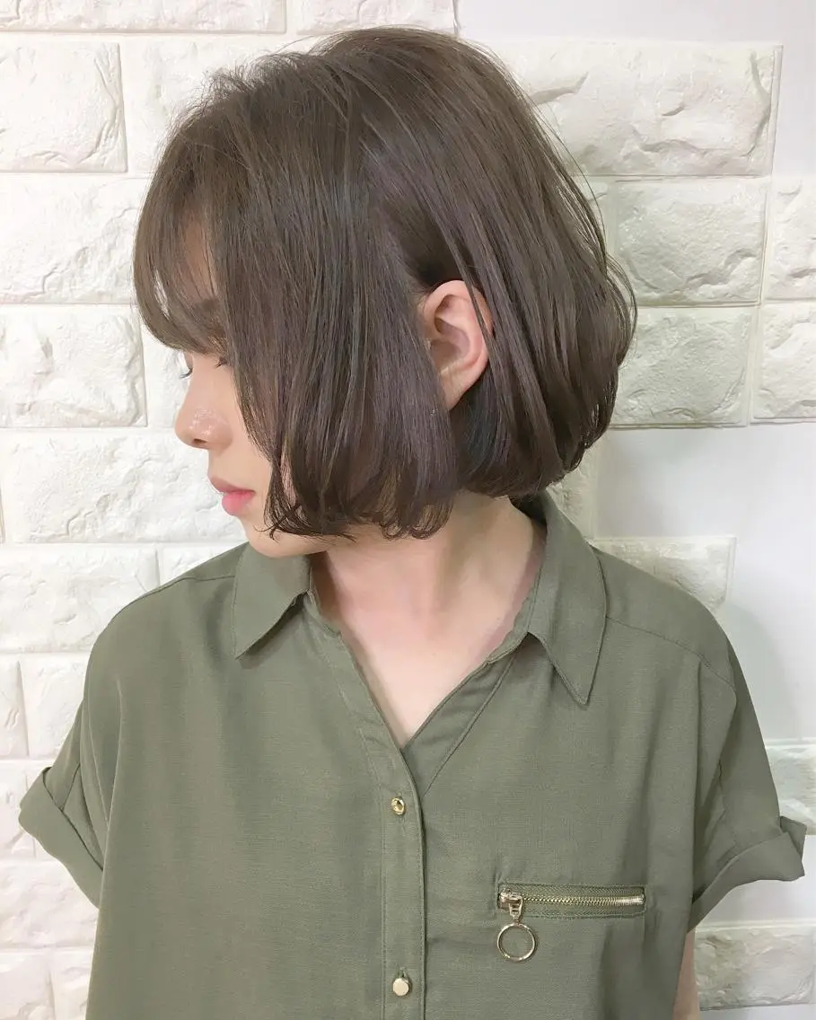 ショート カラー ブリーチ グレージュ ボブ 横浜ブリーチムラ直し ハイトーン/ブリーチのヘアスタイル