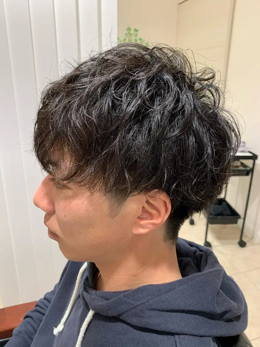 パーマ メンズ メンズパーマ カット パーマ 鵜飼 真伍のヘアスタイル
