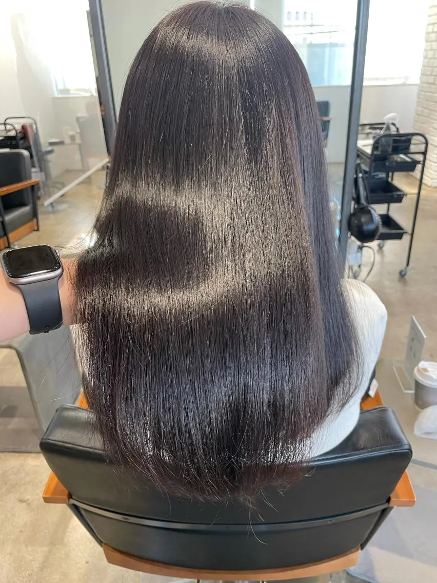 ロング 💫カットはなんでも 得意です✂️のヘアスタイル
