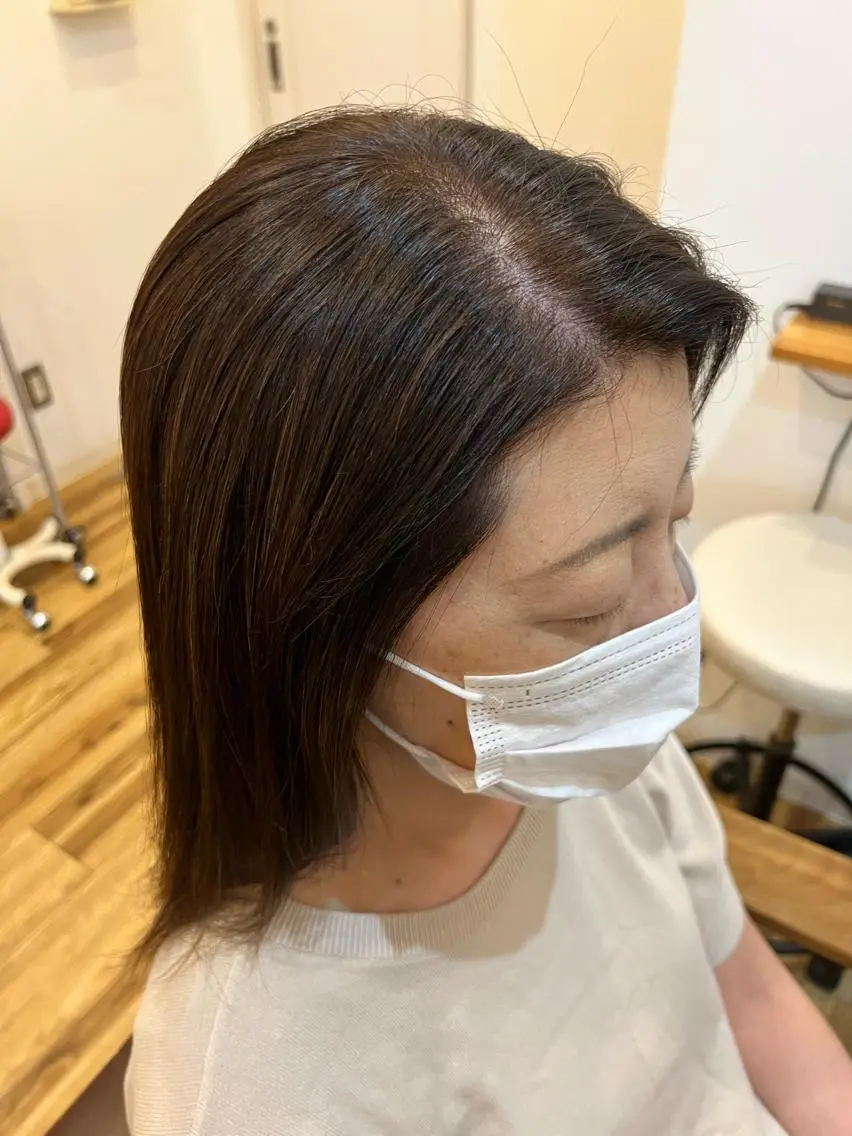 セミロング カラー 🐰ハイトーンカラー 畠山 渡🐰のヘアスタイル
