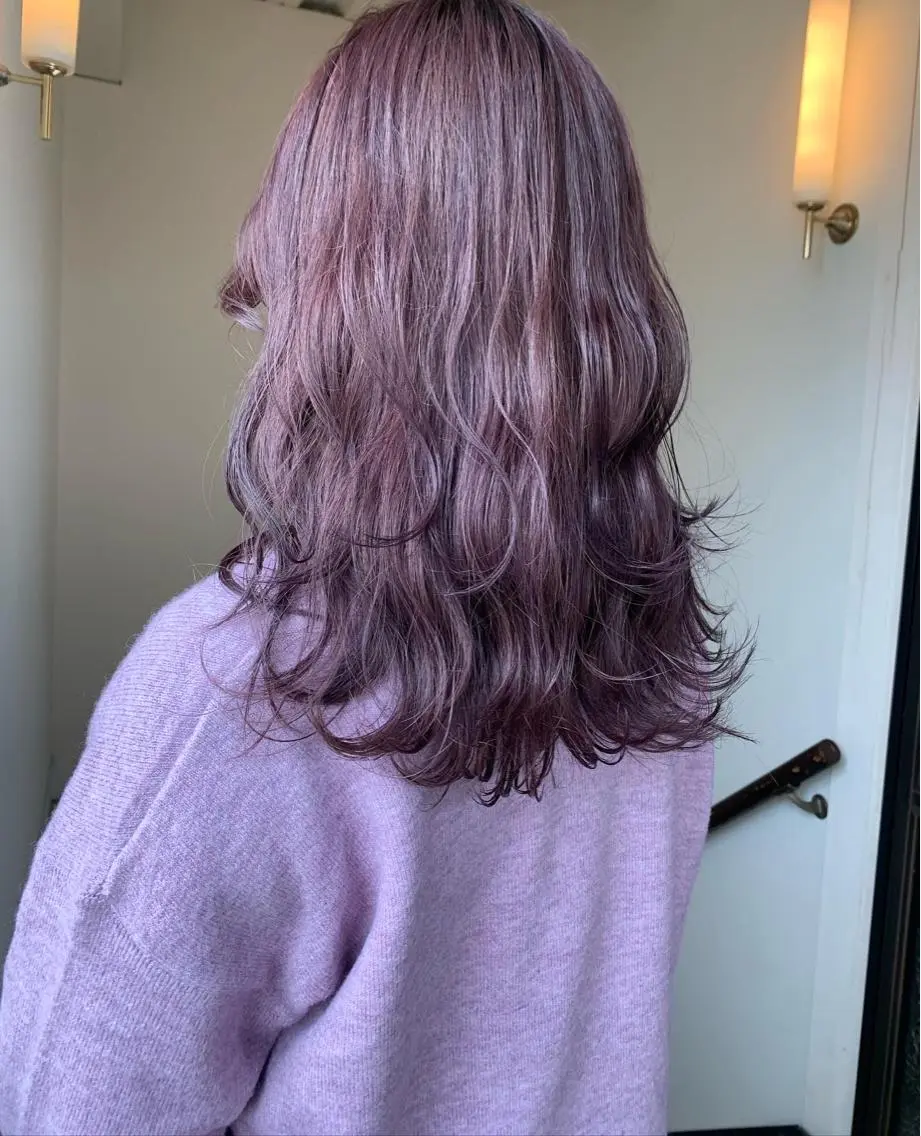 セミロング カラー ヘアアレンジ ヘアカラー 本間 結衣のヘアスタイル