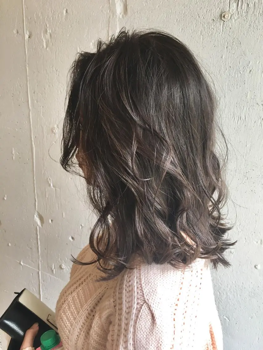 ミディアム カラー バレイヤージュ グレージュ ハイライトカラー ラベンダーカラー ラベンダーグレージュ カット ヘアカラー トリートメント レイヤー/大人メンズ パーマ🌀 平島拓也のヘアスタイル