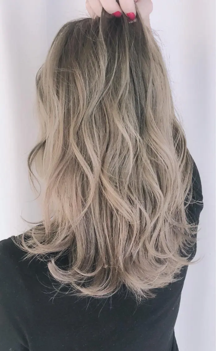 セミロング カラー パーマ ヘアアレンジ メンズ ネイル メンズバレイヤージュ メンズブリーチ メンズハイライト アッシュ バレイヤージュ ヘアカラー トリートメント バレイヤージュ 藤沢 髪質改善 竹内ケンゴのヘアスタイル