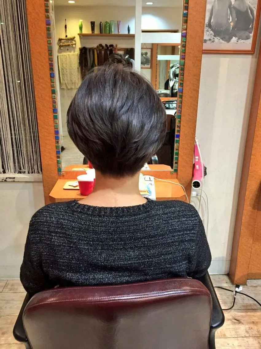 ショート カラー アッシュ バイオレットカラー バイオレットアッシュ ボブ 100%髪質改善特化 TRUNSのヘアスタイル