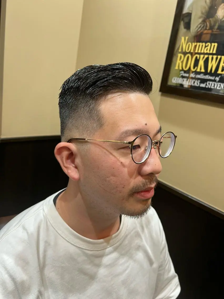 ショート メンズ フェードカット 猪井 明のヘアスタイル