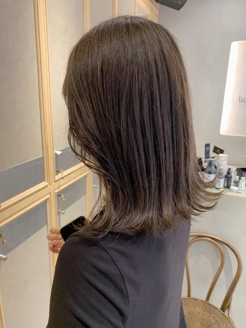 ミディアム カラー 透明感カラー グレージュ チバ タクミのヘアスタイル