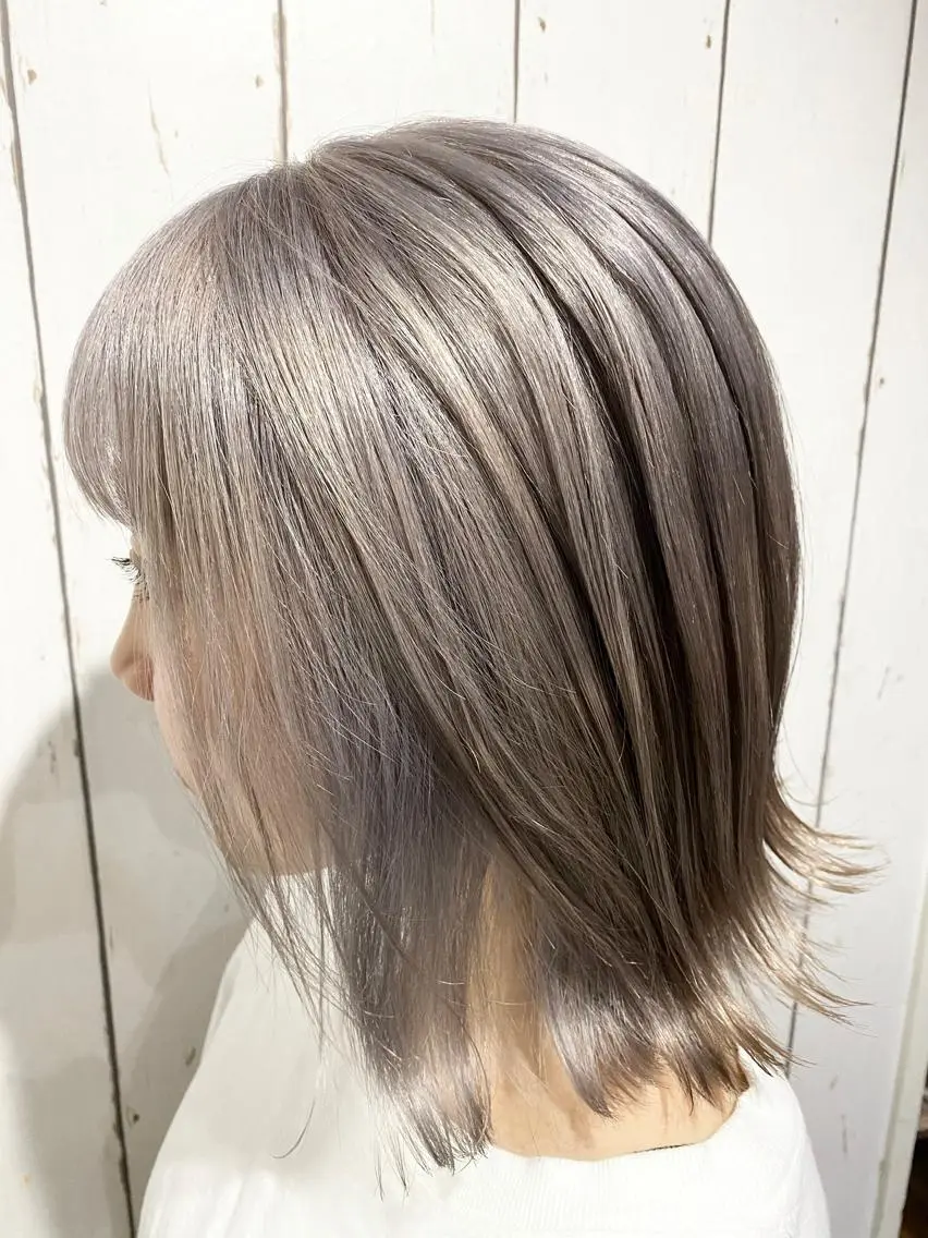 ショート カラー パーマ ヘアアレンジ アッシュ バレイヤージュ ベージュカラー ブリーチ 透明感カラー ヘアカラー トリートメント 👑指名率No.1 👑坂口飛翔のヘアスタイル