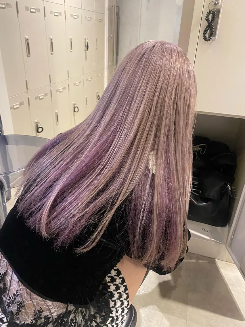 セミロング カラー ブリーチ ケアブリーチ イヤリングカラー インナーカラー ヘアカラー ヘアセット 韓国/トレンド レイヤー【101】のヘアスタイル