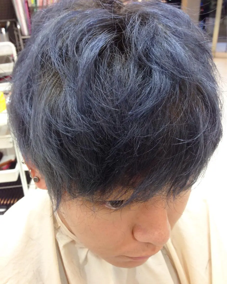 ショート カラー メンズ 浅川 実行のヘアスタイル