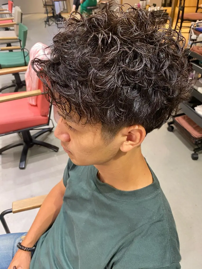 パーマ メンズ 梅田茶屋町メンズ 専門美容師 山元一平のヘアスタイル