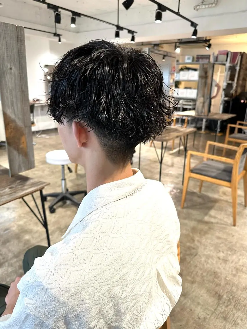 メンズ メンズパーマ メンズツイストパーマ 波巻きパーマ ツイストパーマ 骨格補正施術/メンズ 専門美容師/YUYAのヘアスタイル